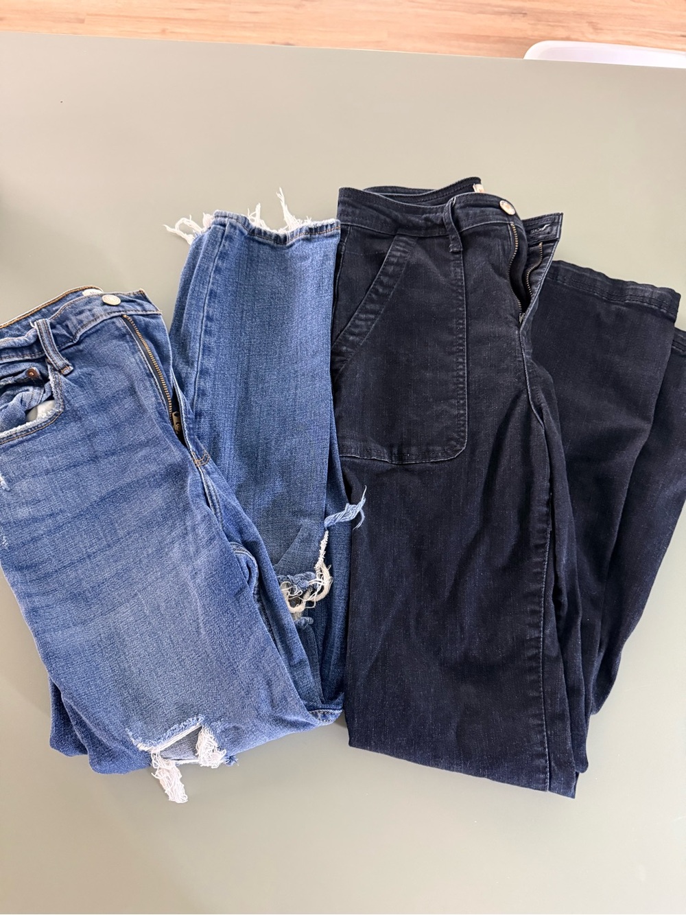 2 Pair of Jeans - Abercrombie and Fitch and Knox Rose